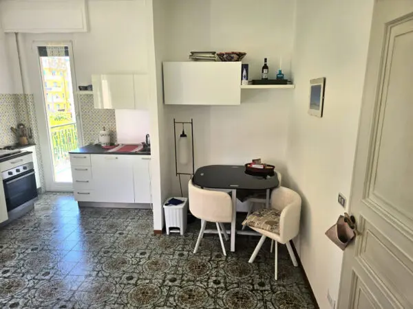 Monolocale via Fratelli Betti 21, Rapallo