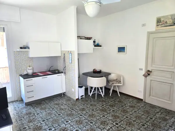 Monolocale via Fratelli Betti 21, Rapallo