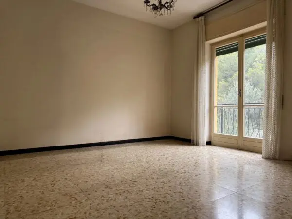 Appartamento via Neghelli, Alassio