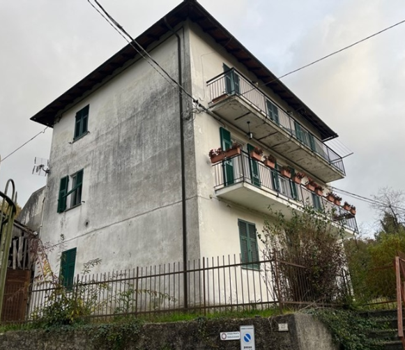 Immagine per Appartamento in asta a Savignone via Ponte Di Savignone 27