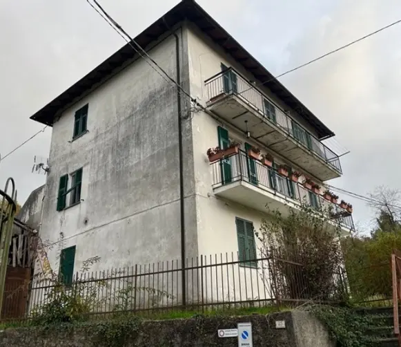 Appartamento via Ponte Di Savignone 27, Savignone