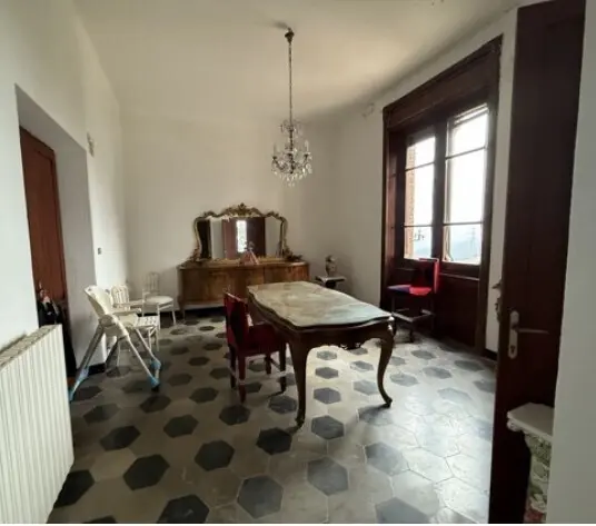 Villa Trifamiliare via Ponte 1, Serra Riccò