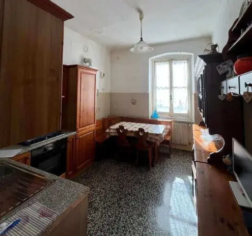 Appartamento via Carnia 57/8, Genova