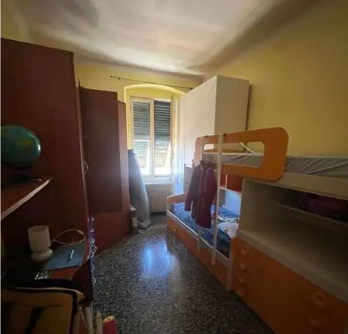Appartamento via Carnia 57/8, Genova