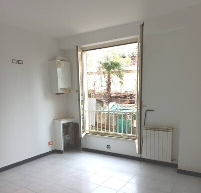 Quadrilocale via Evasio Montanella 96/8, Prà, Genova