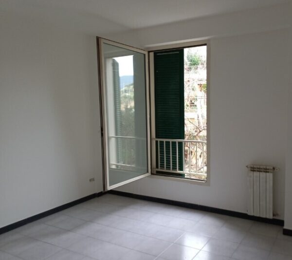 Quadrilocale via Evasio Montanella 96/8, Prà, Genova