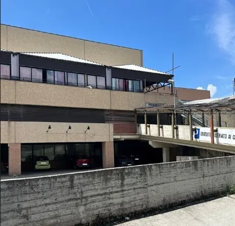 Centro Commerciale via Isorelle Snc, Savignone