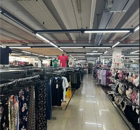 Centro Commerciale via Isorelle Snc, Savignone