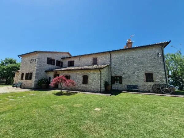 Immagine per Casale in vendita a Guardea via Del Fossato 20