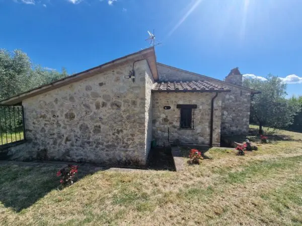 Casale strada Zamponare, Amelia