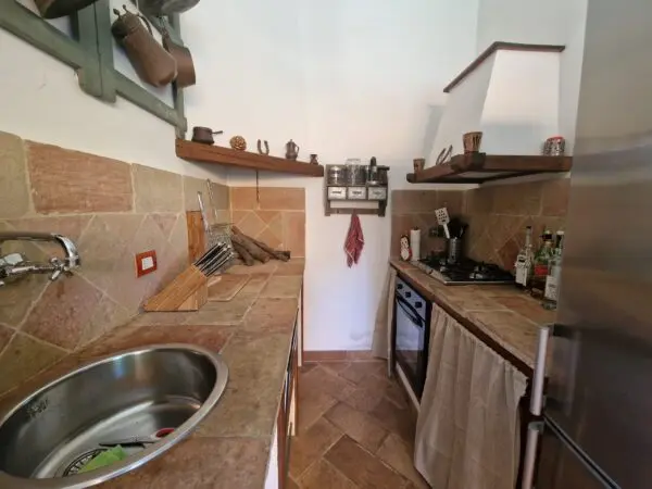Casale strada Zamponare, Amelia