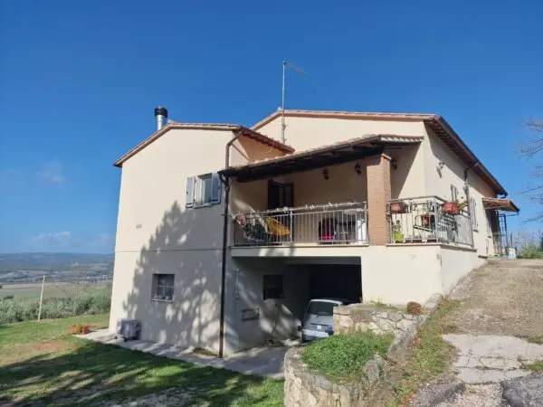 Villa via Vocabolo Colle 6, Alviano
