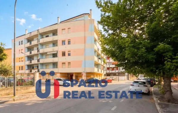 Immagine per Appartamento in vendita a Pescara via Aterno 47