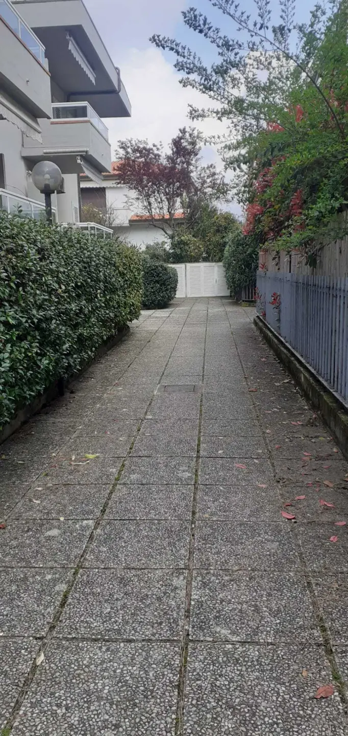 Immagine per Monolocale in vendita a Carrara via Marina Di Carrara