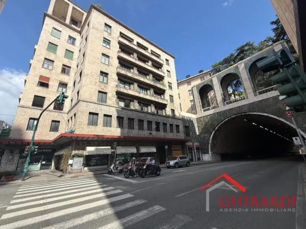 Immagine per Area verde in vendita a Genova piazza Dante 10