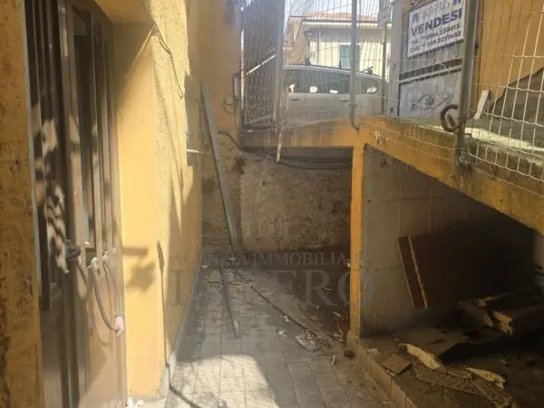 Magazzino via San Secondo 2, Ventimiglia