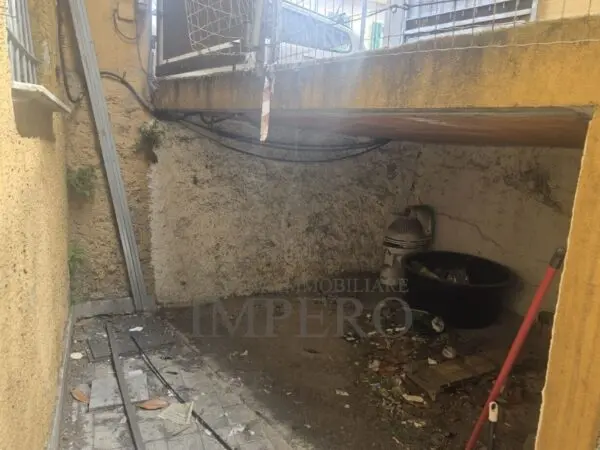 Magazzino via San Secondo 2, Ventimiglia