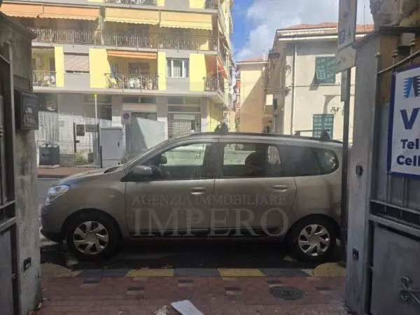 Magazzino via San Secondo 2, Ventimiglia