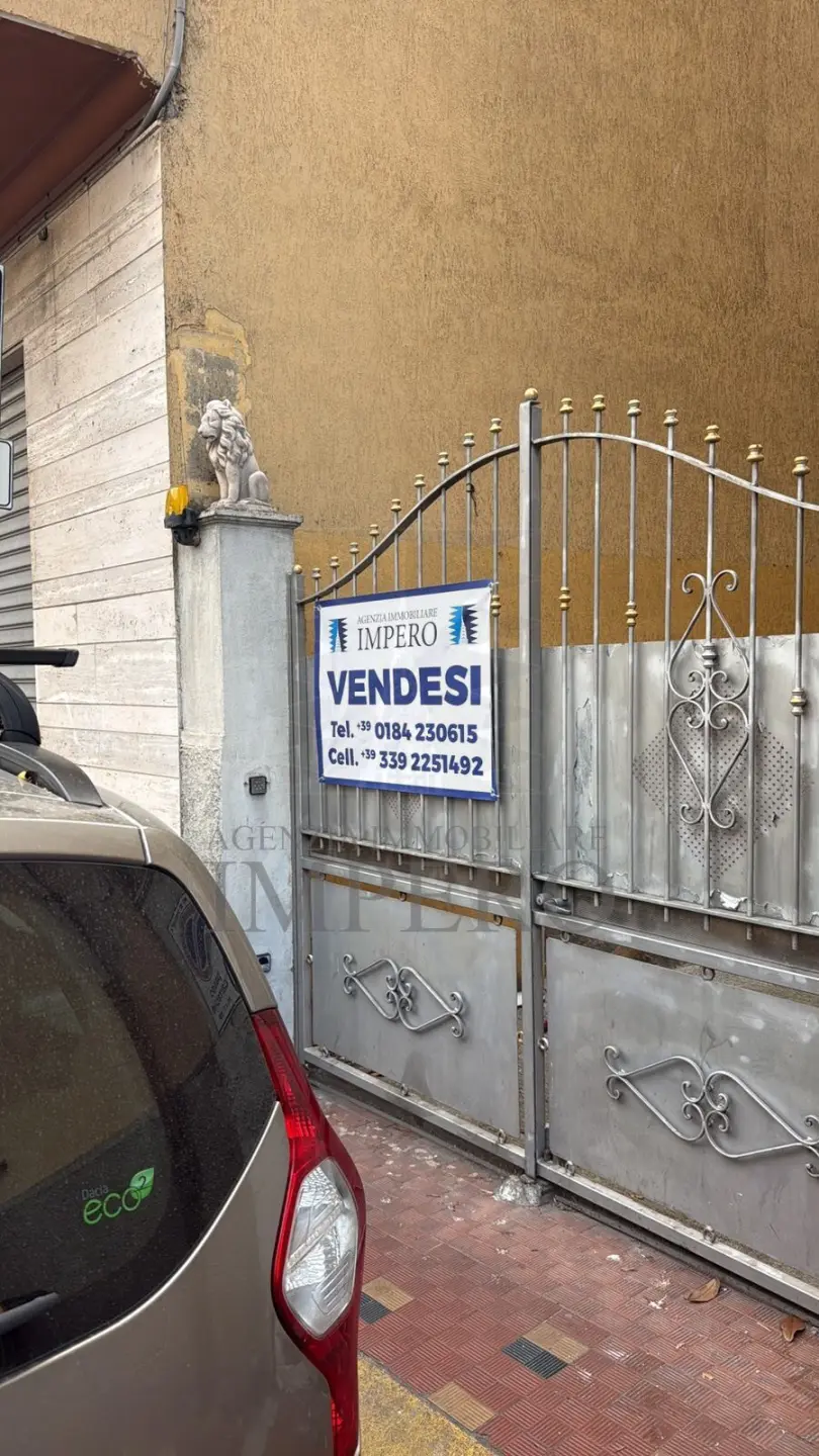 Immagine per Magazzino in vendita a Ventimiglia via San Secondo 2