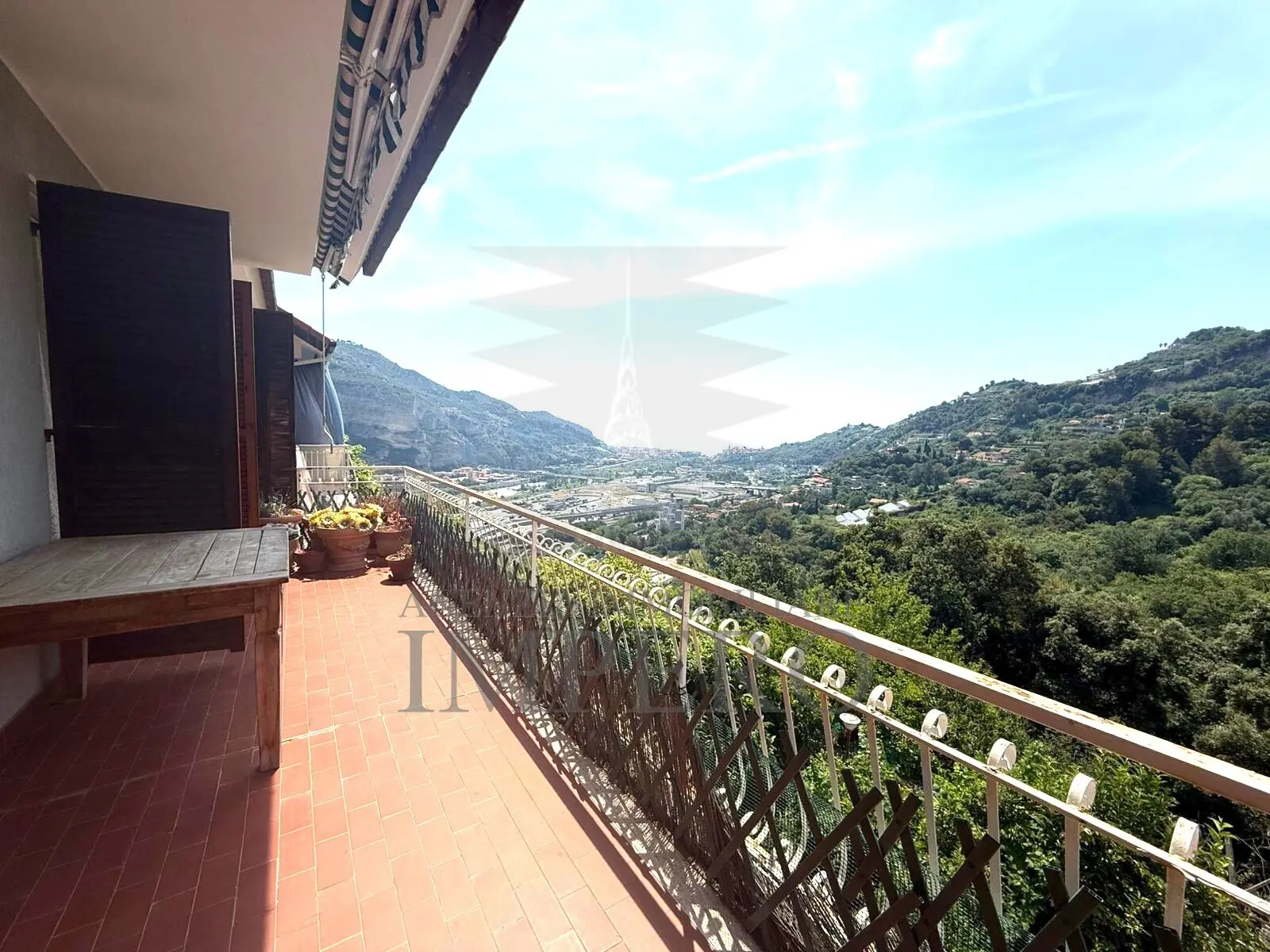 Immagine per Trilocale in vendita a Ventimiglia via Garian 18