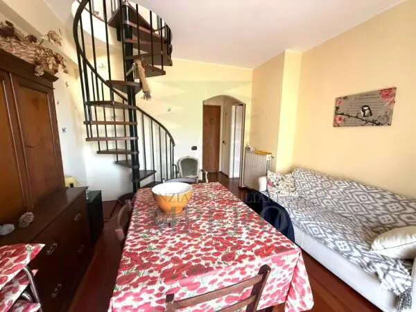 Trilocale via Garian 18, Ventimiglia