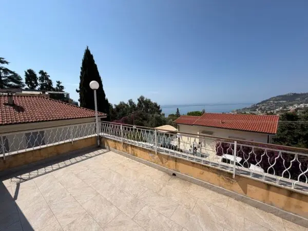 Villa Bifamiliare 28, Sanremo