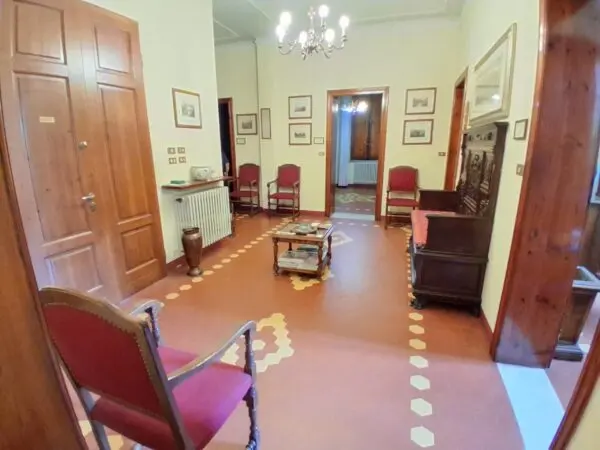 Immagine per Area verde in vendita a Lucca via Castruccio Buonamici