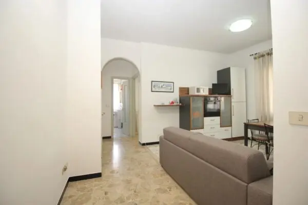 Appartamento via Loreto, Alassio