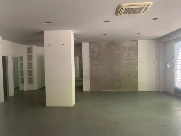 Negozio via Andrea Costa 20, Venezia