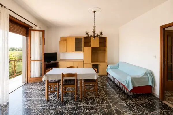 Appartamento via Alfieri, Druento