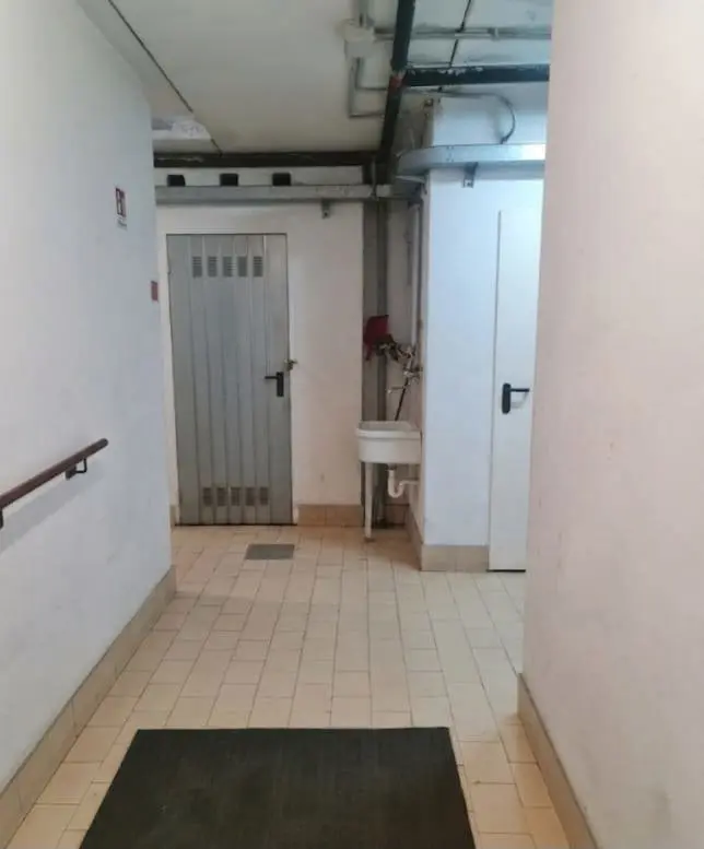 Immagine per Box in vendita a Torino via Chambery