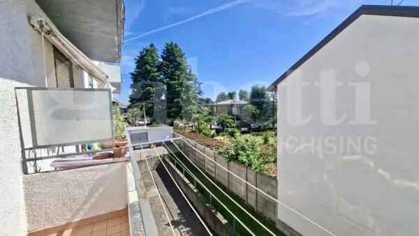 Appartamento via Del Carso, Lonate Pozzolo