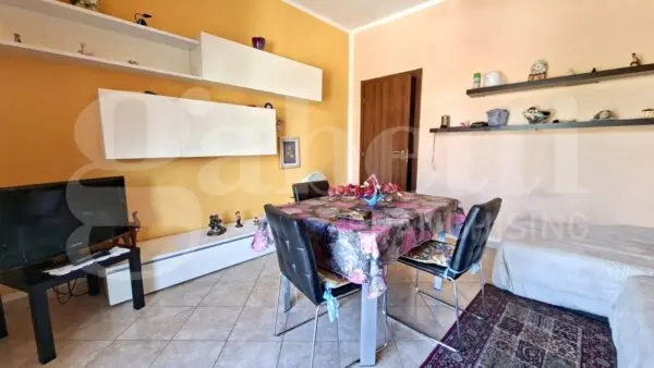 Appartamento via Del Carso, Lonate Pozzolo