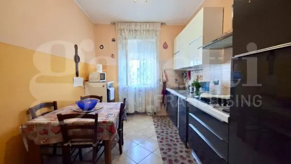 Appartamento via Del Carso, Lonate Pozzolo