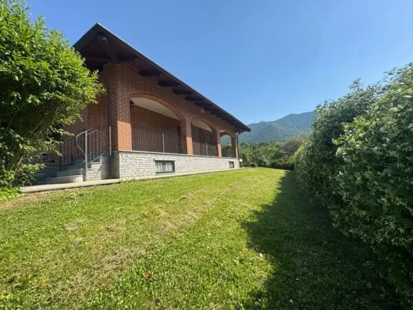 Villa via Alpignano, Val Della Torre