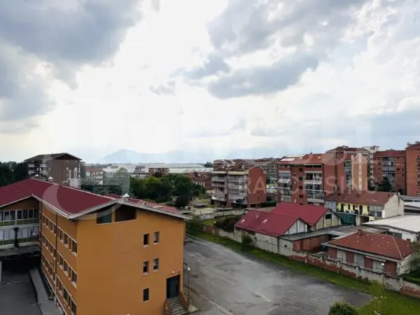 Appartamento strada Provinciale Di Lanzo, Torino