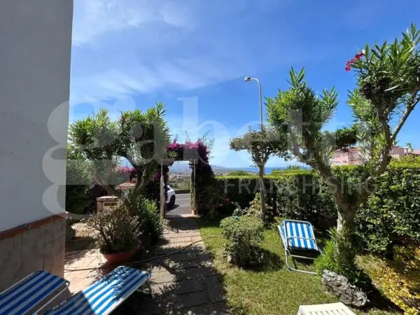 Appartamento via Faro 1, Scalea