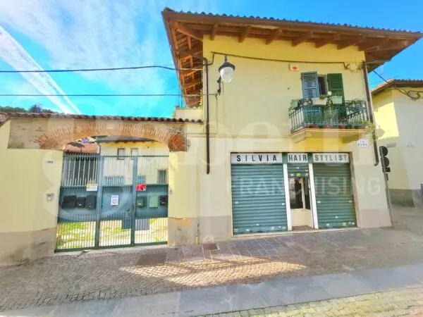 Negozio via Roma 109, Rivoli