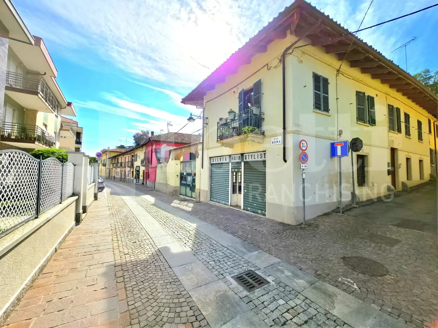 Immagine per Negozio in vendita a Rivoli via Roma 109