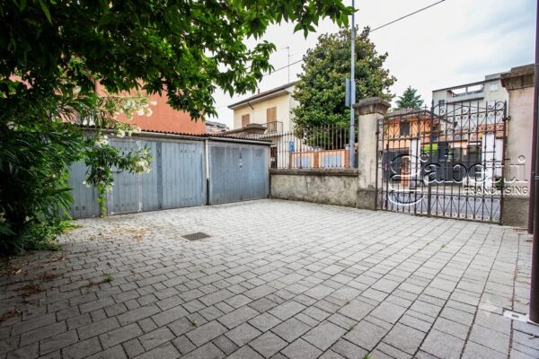 Immagine per Appartamento in vendita a Rho via Milano