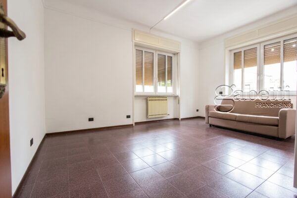Appartamento via Milano, Rho