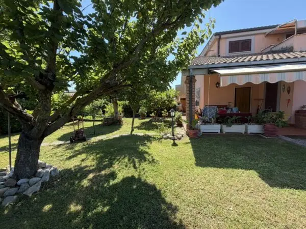 Villa Quadrifamiliare via Della Lega, Cerveteri