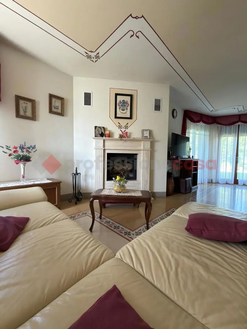 Immagine per Casa Indipendente in vendita a Civitella in Val di Chiana via Viciomaggio- Via Del Sodo 42