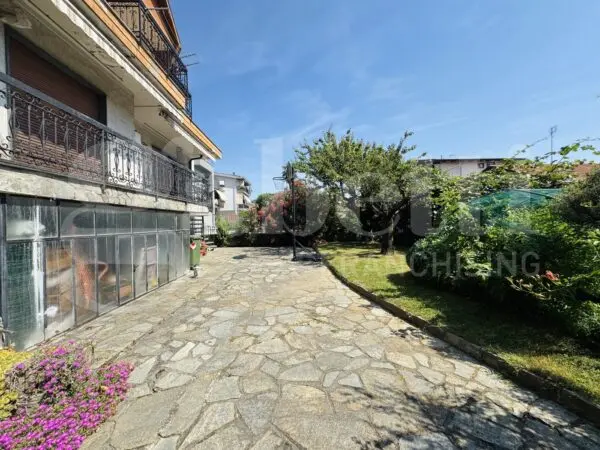 Villa Bifamiliare via Sacra San Michele, Collegno