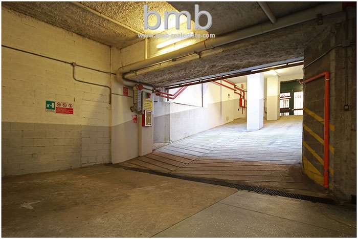 Immagine per Garage in affitto a Torino via Cavour 5