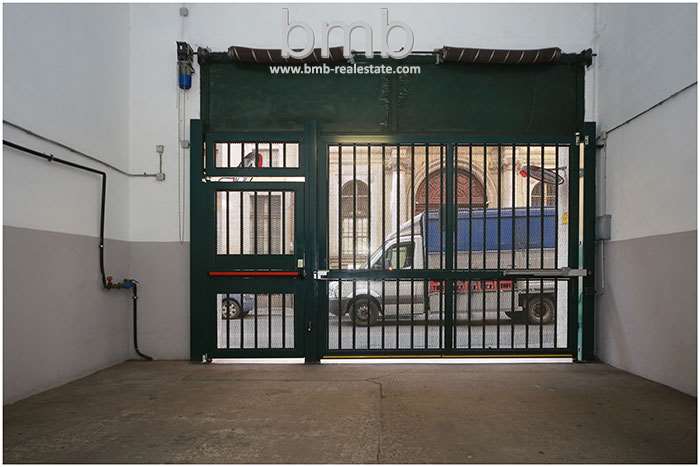 Immagine per Garage in affitto a Torino via Cavour 5