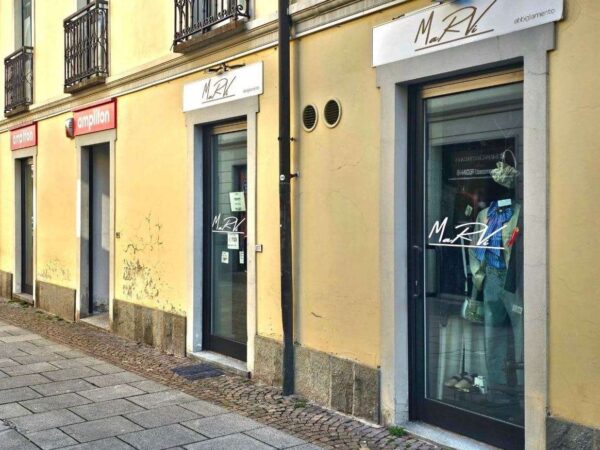 Negozio via Giovanni Lupo 60, Grugliasco