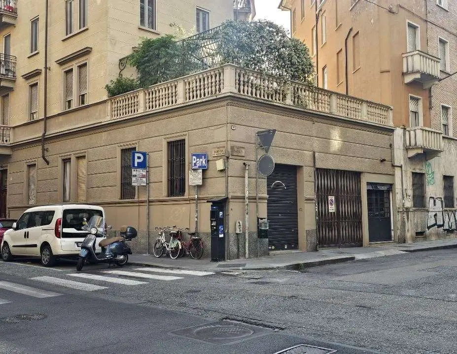 Immagine per Negozio in affitto a Torino via Artisti 32 bis