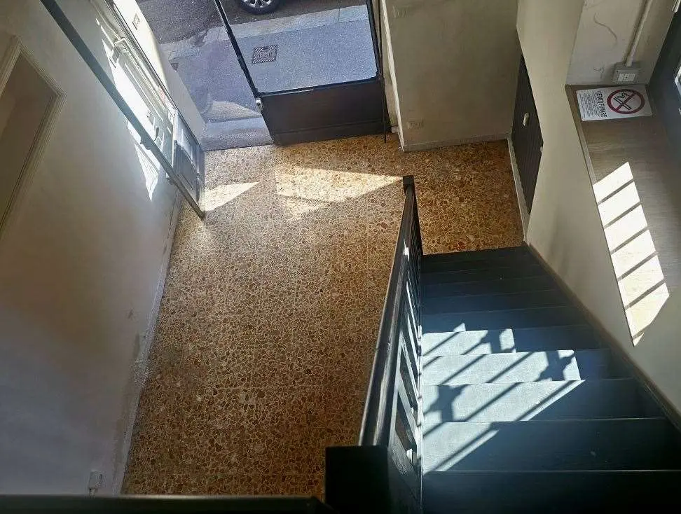 Immagine per Negozio in affitto a Torino via Artisti 32 bis