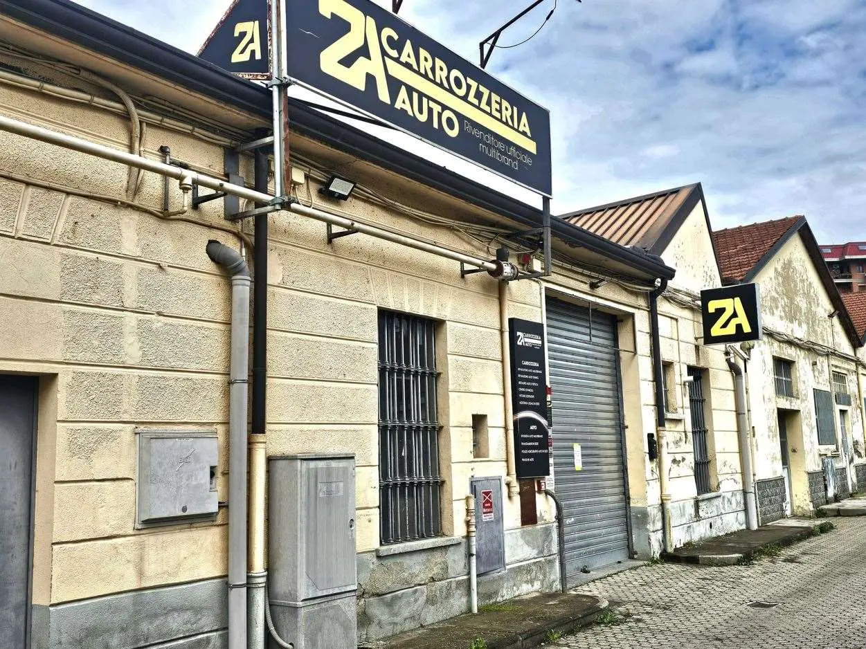 Immagine per Capannone in vendita a Torino via Lucento 81